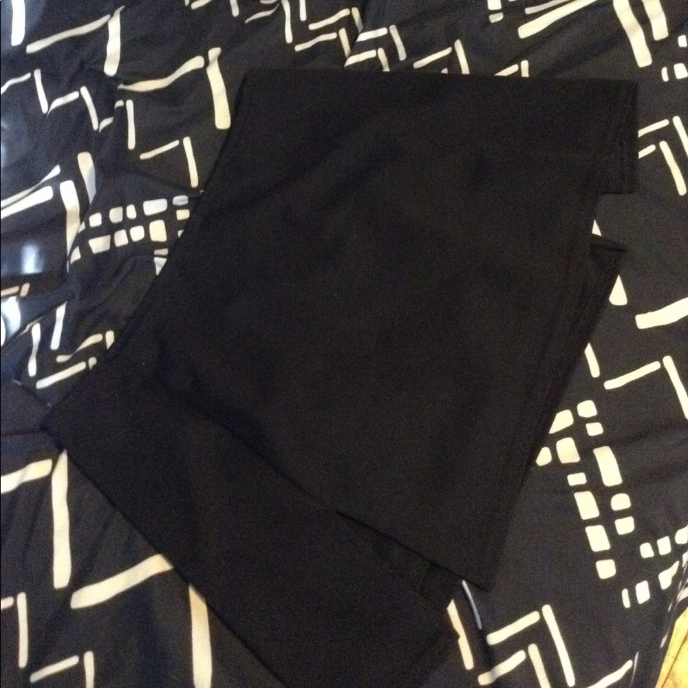 Woman's SKORT